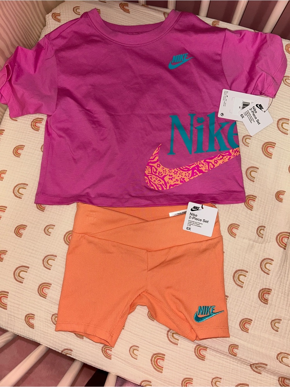 BNWT 6X Nike Kids Two-Piece Set in Magenta & Orange with Teal Accents